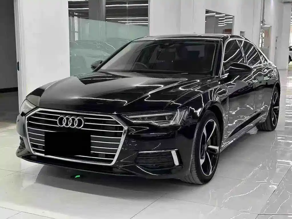 Audi A6L 2019 — фото 1