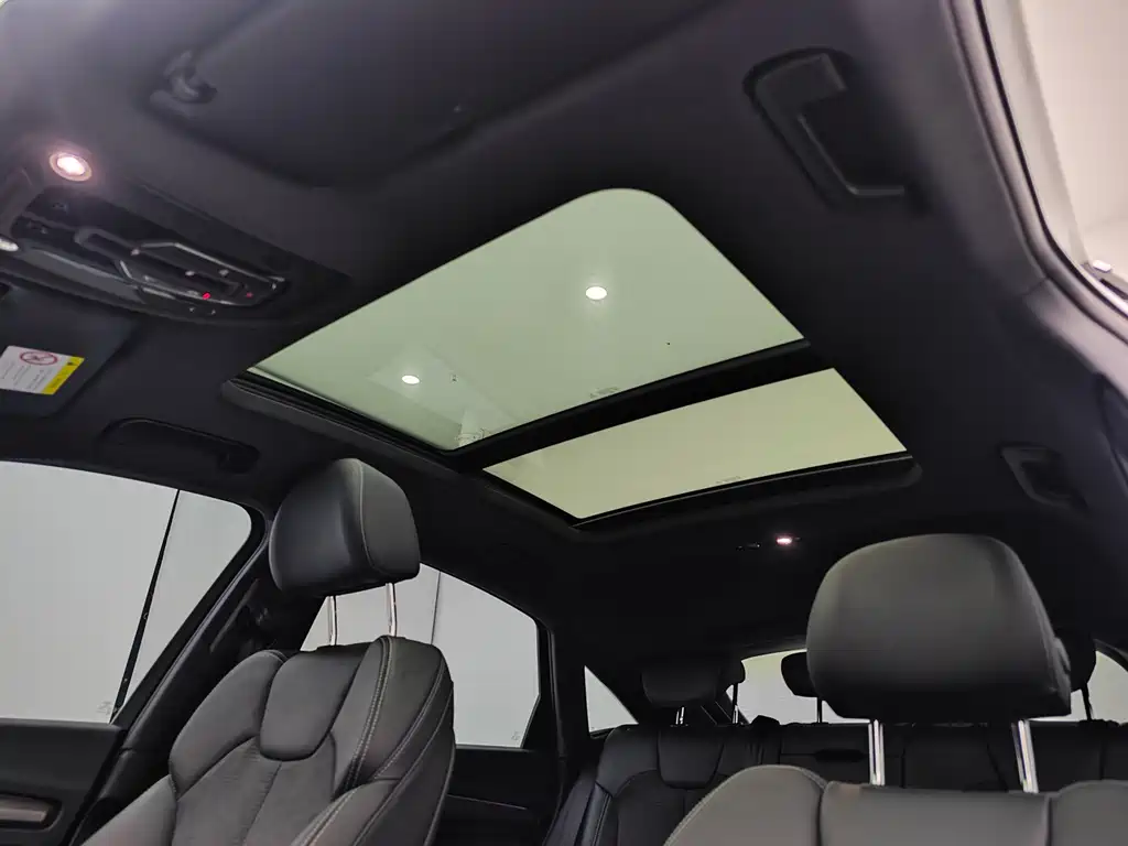 Audi Q5L Sportback 2022 — фото 12