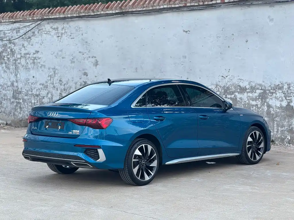 Audi A3 2022 — фото 13
