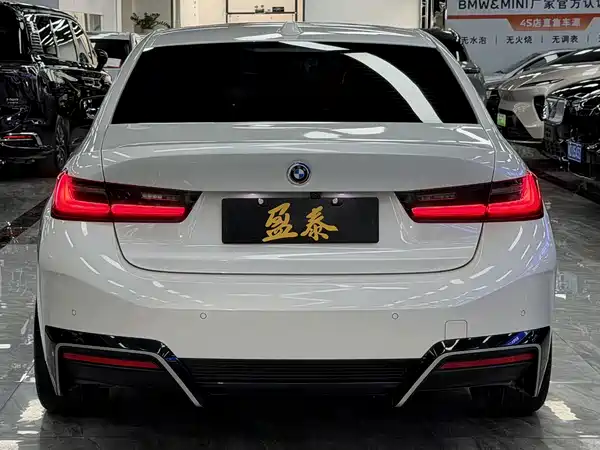 BMW i3 2022