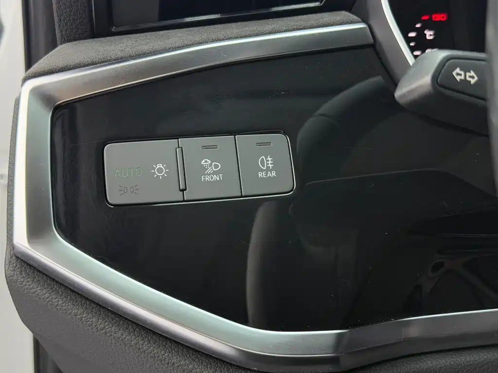 Audi Q3 2022 — фото 19