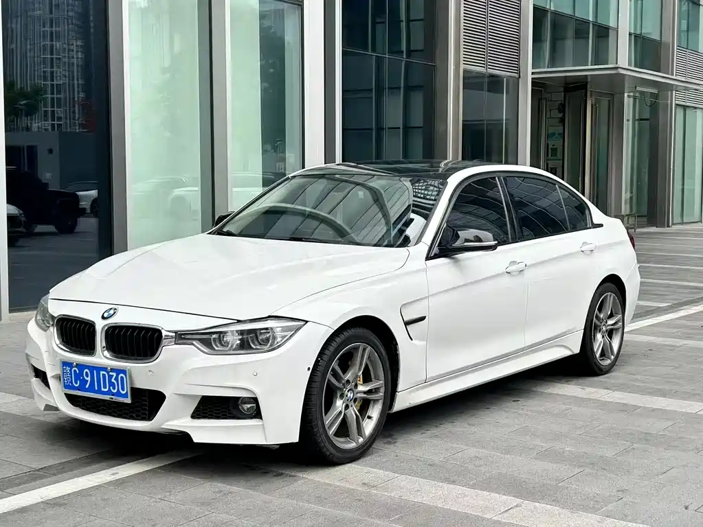 BMW 3 Series 2018 — фото 2