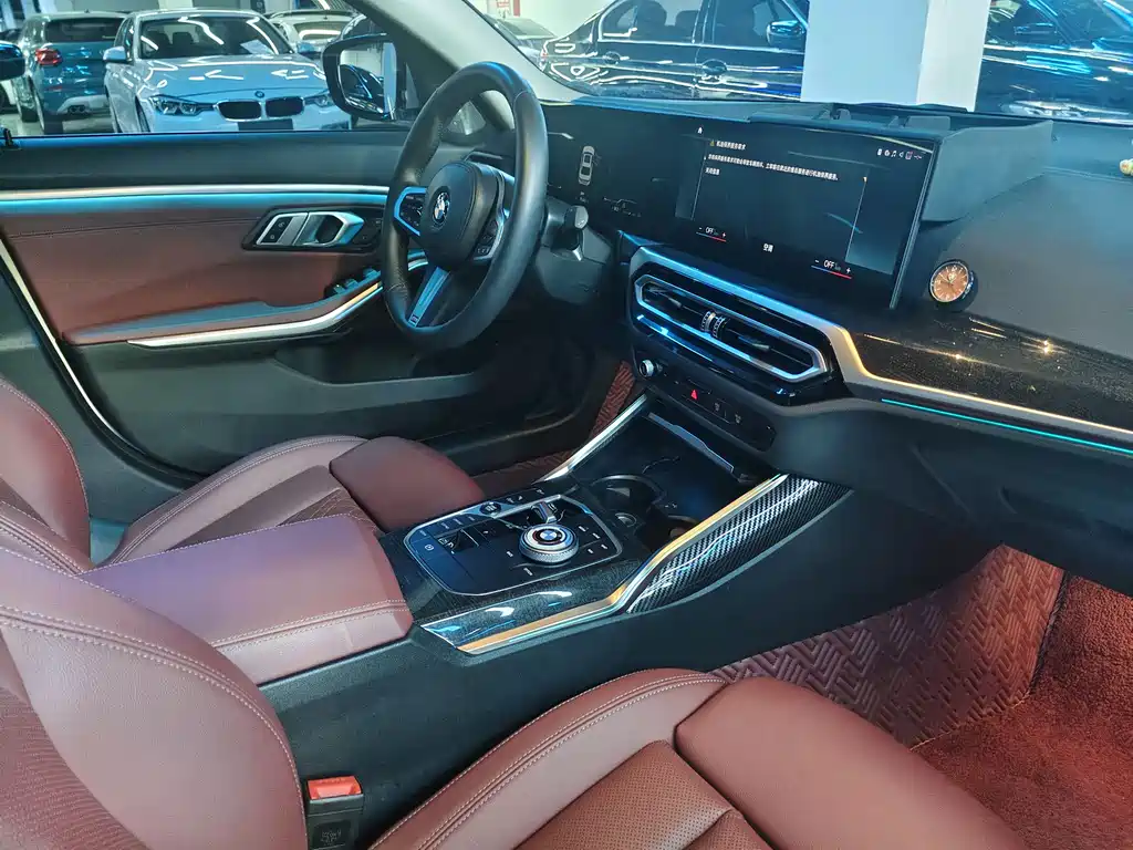 BMW 3 Series 2023 — фото 16