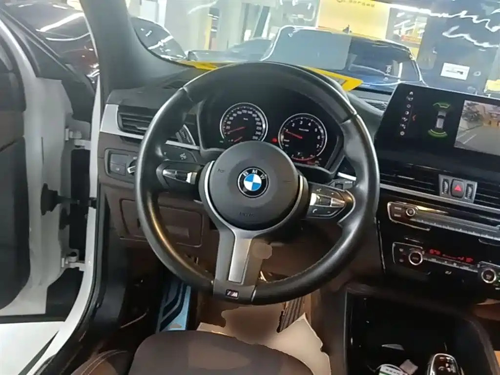 BMW X2 2021 — фото 11