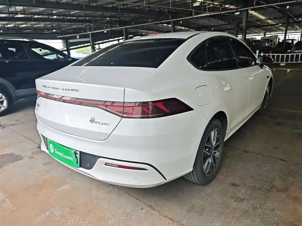 BYD Qin PLUS 2023 — фото 7