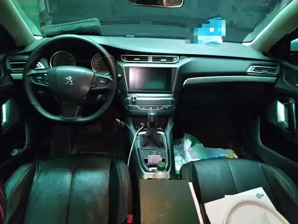Peugeot 408 2017