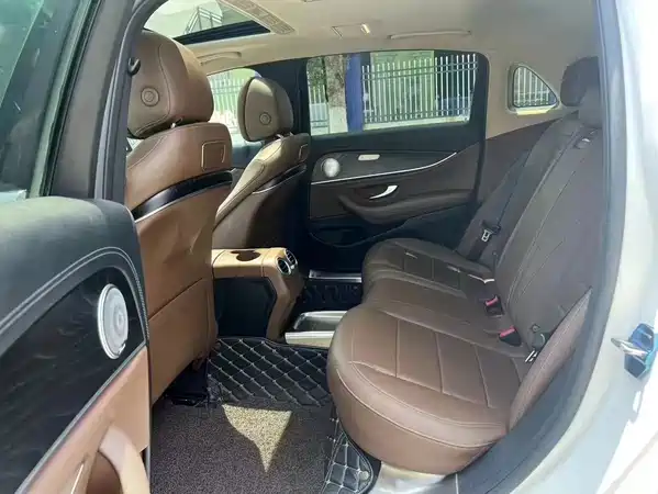 Mercedes-Benz E-Class 2017
