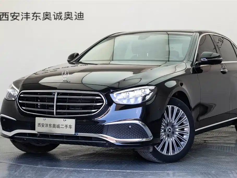 Mercedes-Benz E-Class 2023 — фото 21