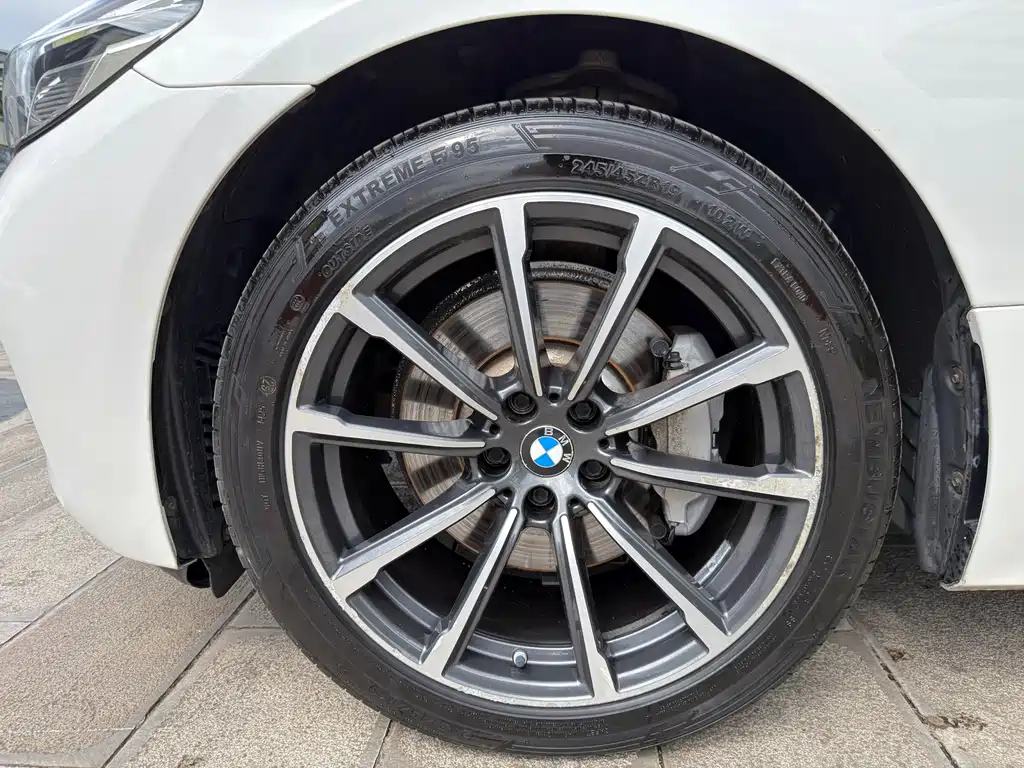 BMW 6 Series GT 2021 — фото 13