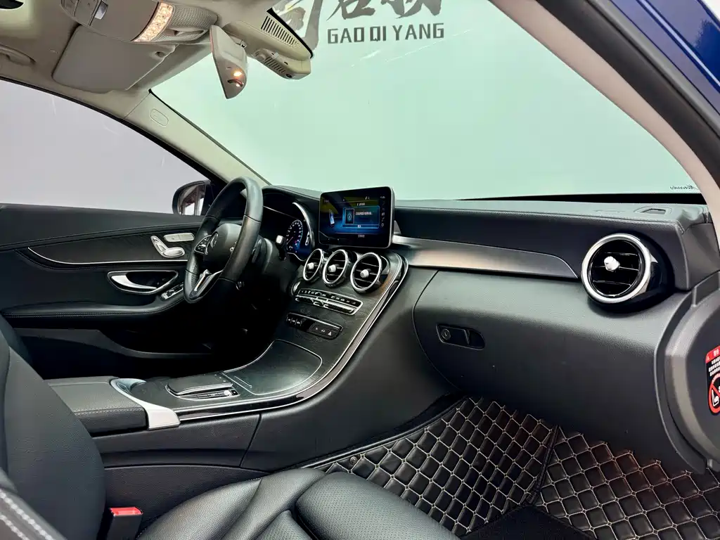 Mercedes-Benz C-Class 2018 — фото 14