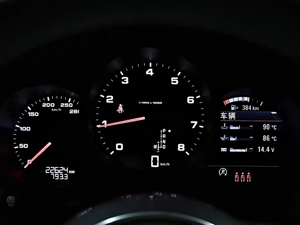Porsche Macan 2021 — фото 9