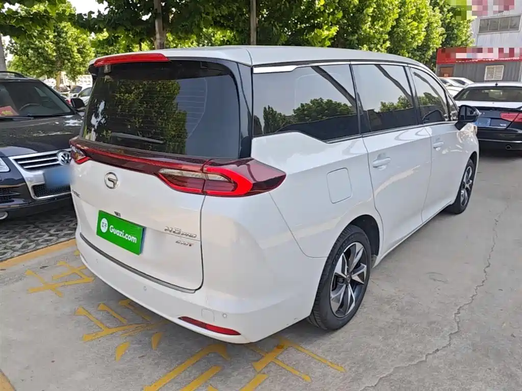 GAC Motor Trumpchi M6 2023 — фото 7