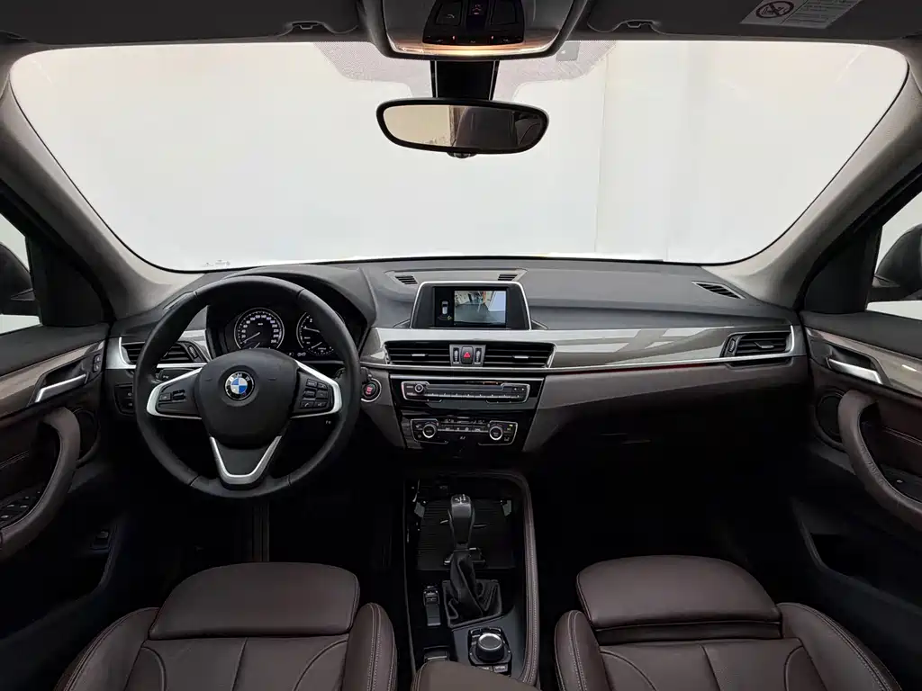 BMW X1 2019 — фото 12