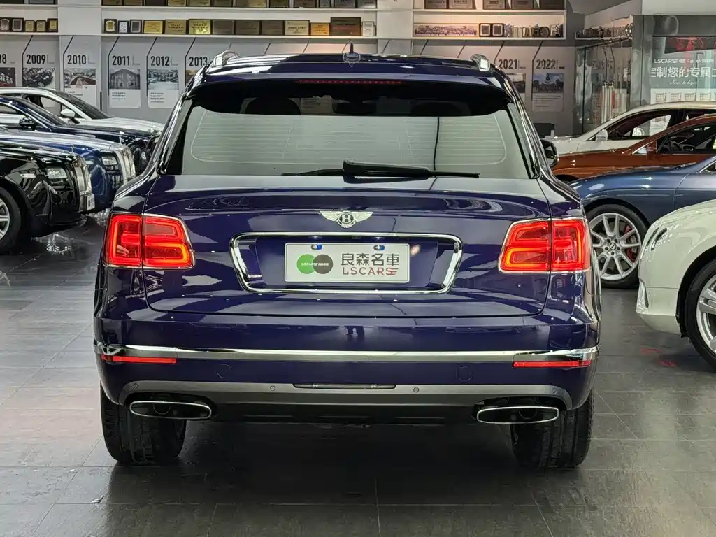 Bentley Bentayga 2018 — фото 5