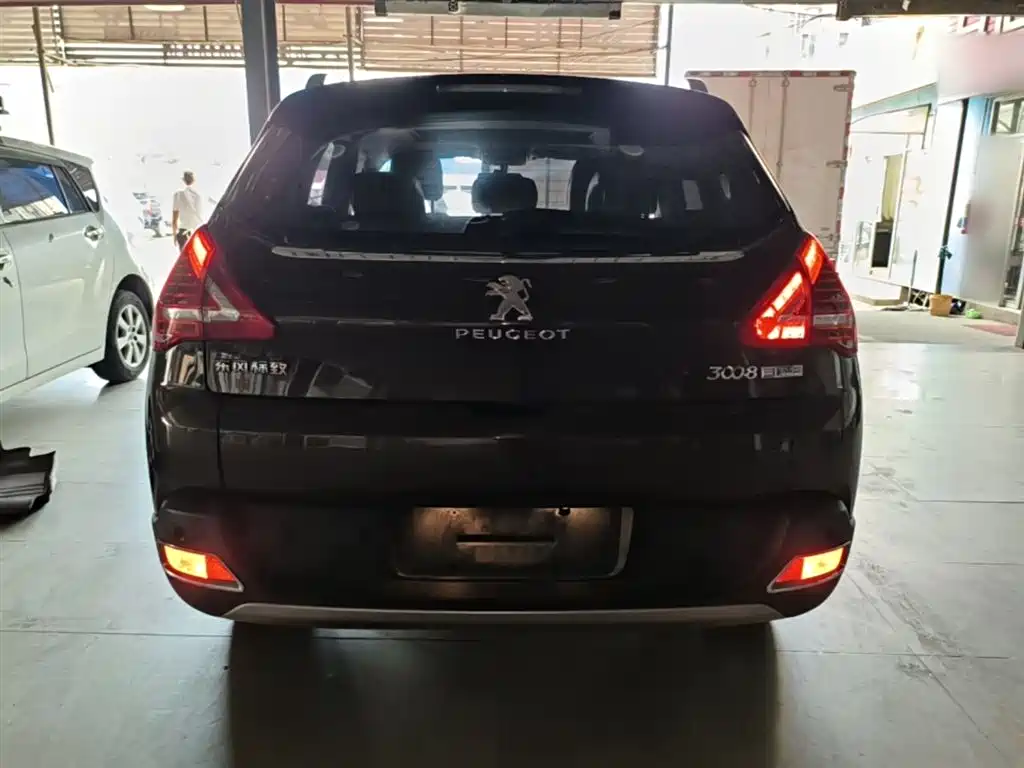 Peugeot 3008 2016 — фото 6