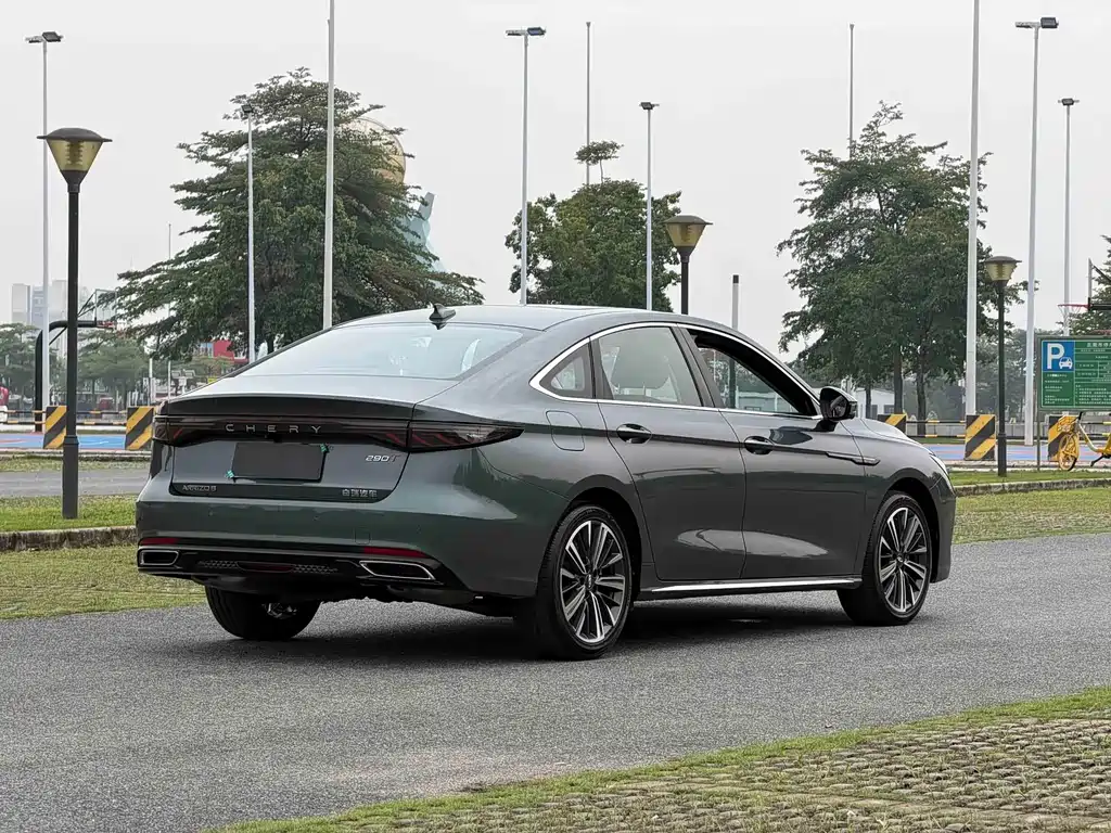 Chery Arrizo 8 PRO 2025 — фото 15