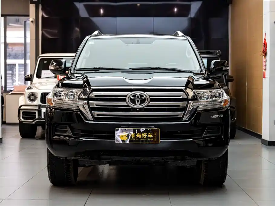 Toyota Land Cruiser 2019 — фото 2