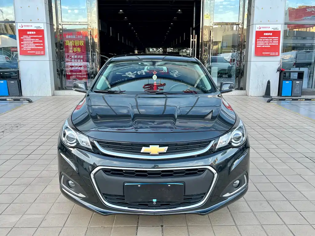 Chevrolet Malibu 2018 — фото 2