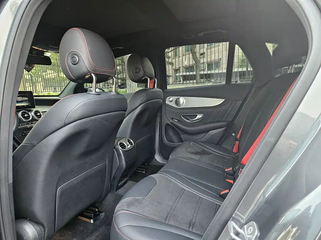 Mercedes-Benz GLC AMG 2018 — фото 8