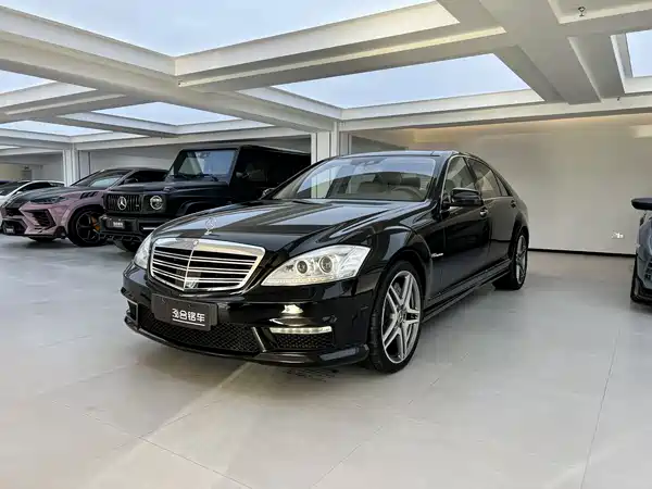Mercedes-Benz S-Class AMG 2010