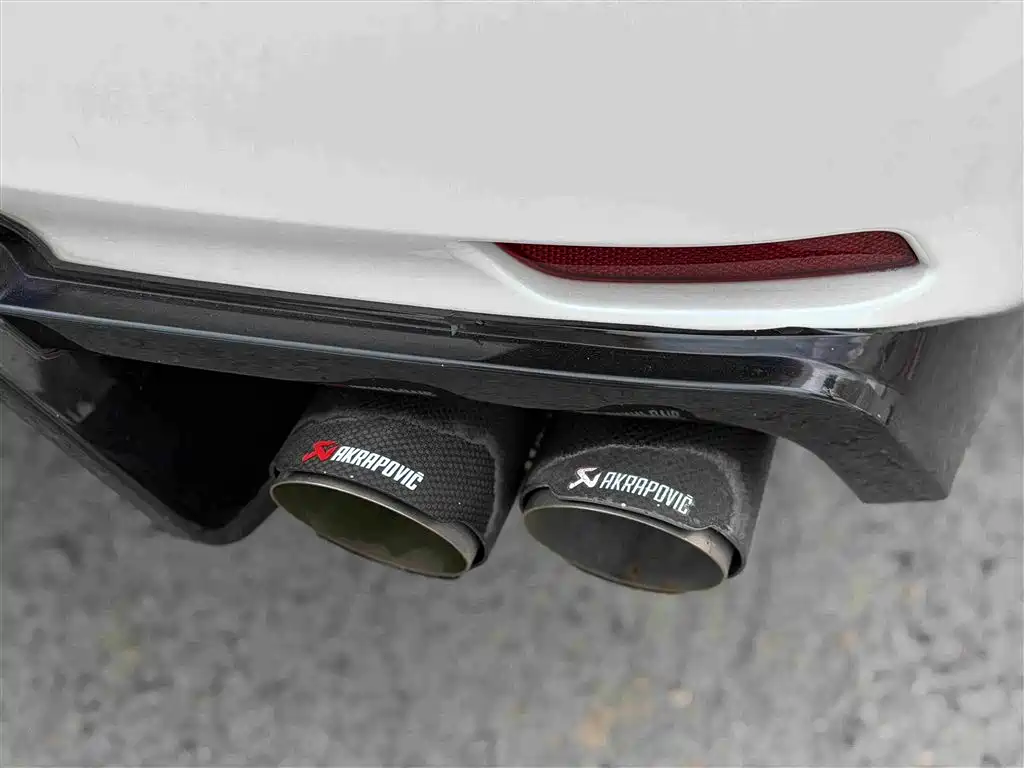 Toyota Camry 2023 — фото 9