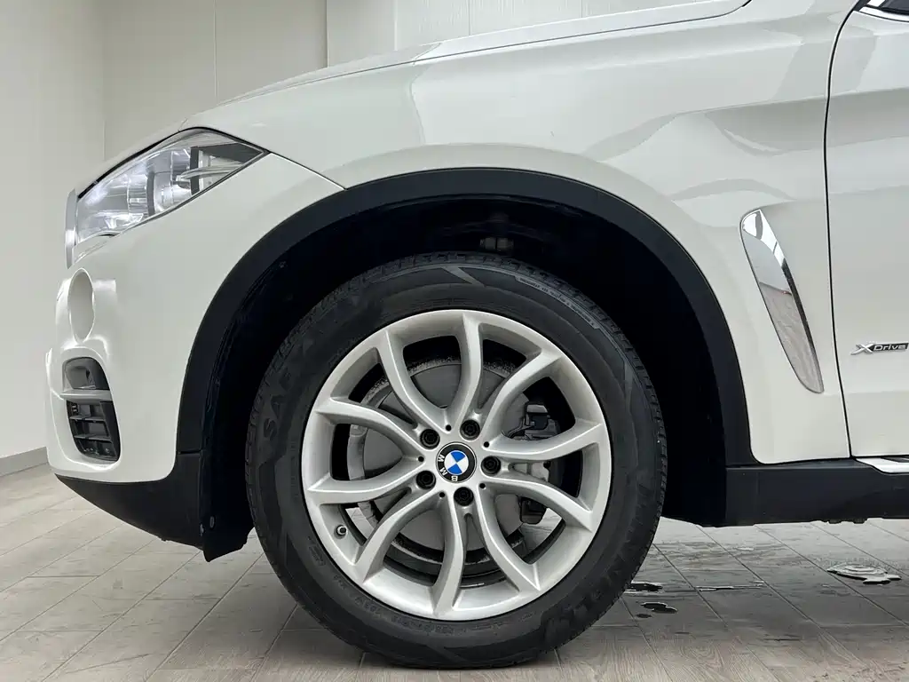 BMW X6 2016 — фото 19