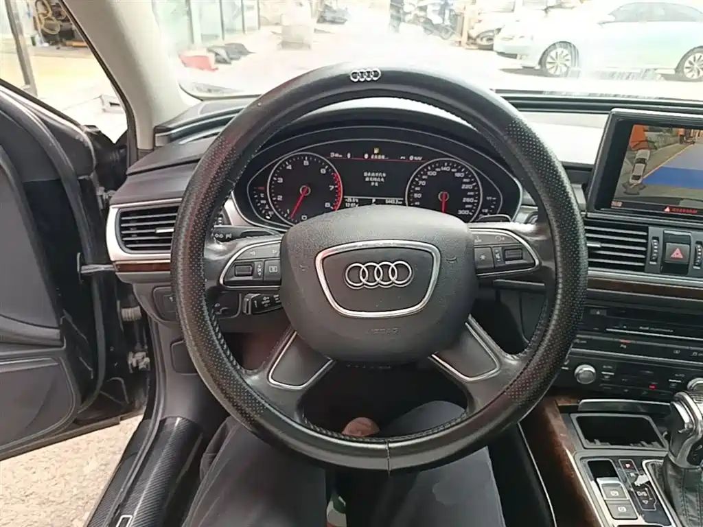 Audi A6L 2015 — фото 11