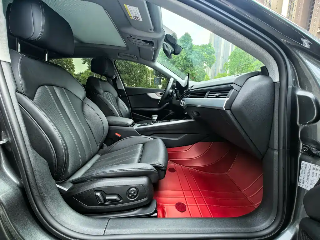 Audi A4L 2021