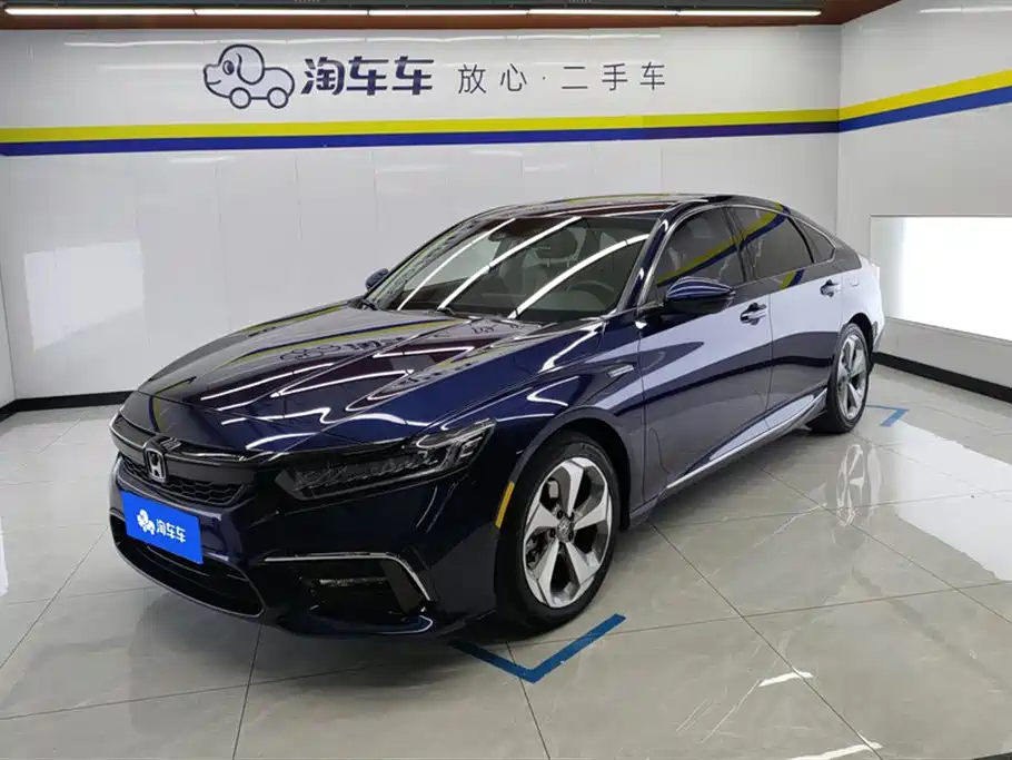 Honda Inspire 2020 — фото 1