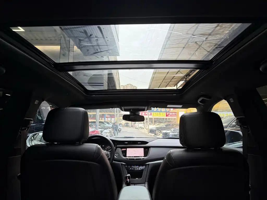 Cadillac XT5 2021 — фото 19