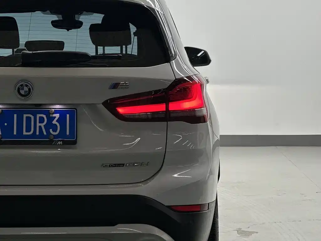 BMW X1 2022 — фото 18