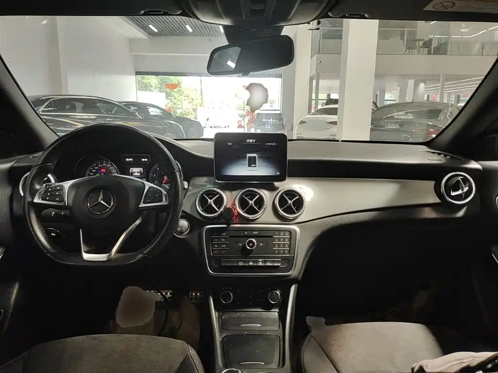Mercedes-Benz CLA 2015 — фото 10