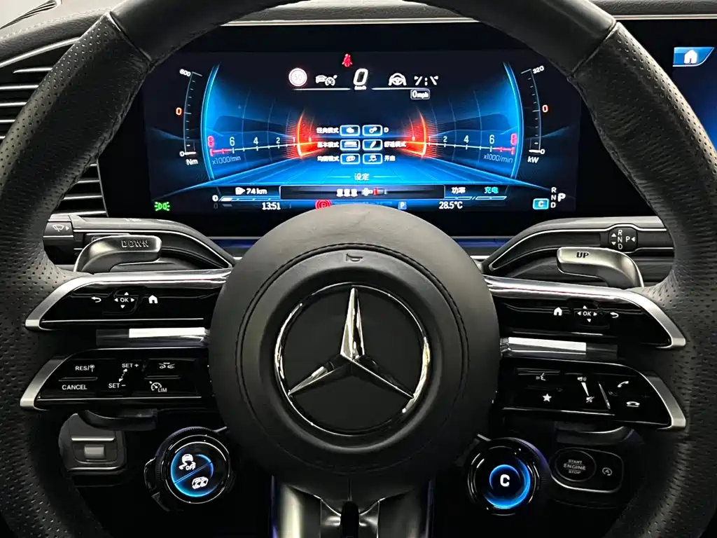 Mercedes-Benz GLE AMG 2024 — фото 16