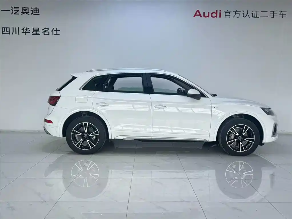 Audi Q5L 2024 — фото 2