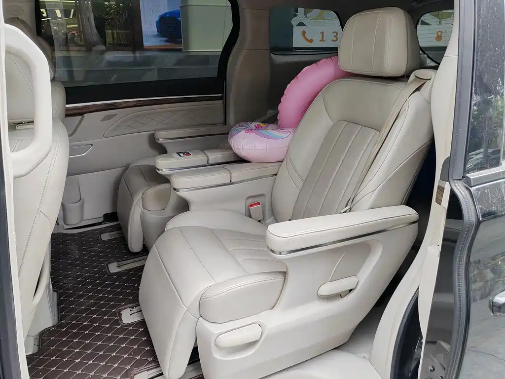 GAC Motor Trumpchi M8 2019 — фото 10