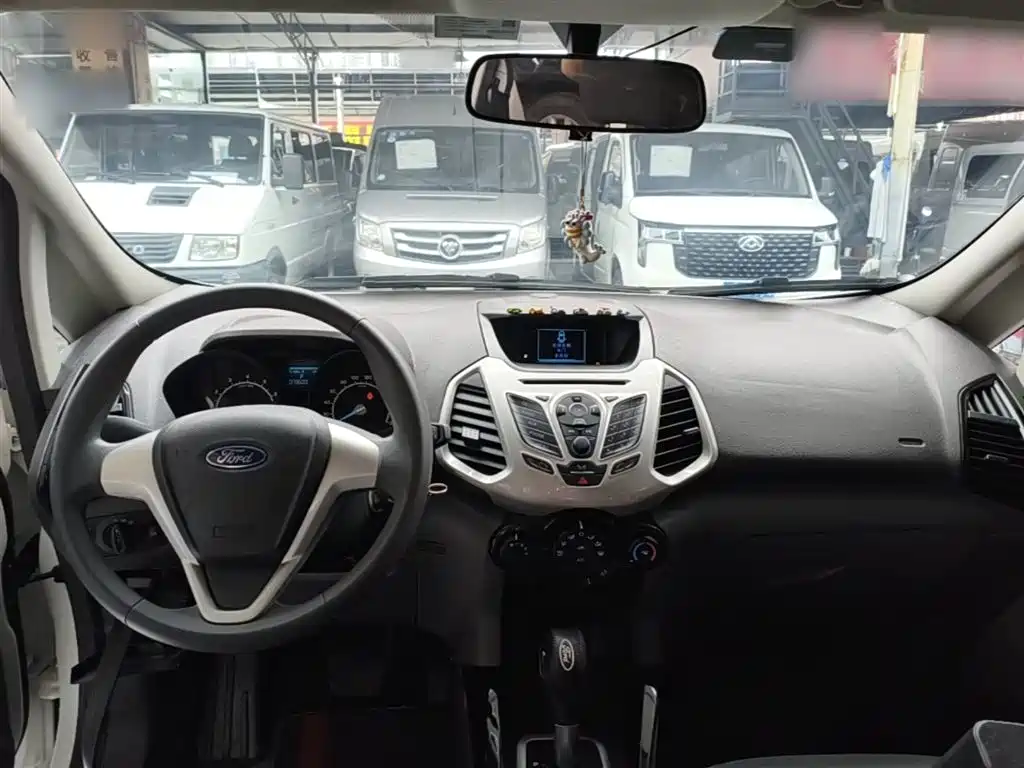 Ford Ecosport 2014 — фото 10