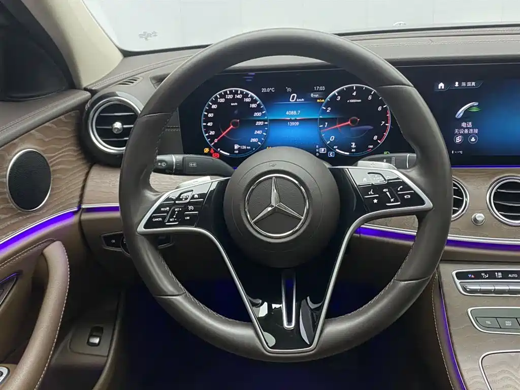 Mercedes-Benz E-Class 2023 — фото 17