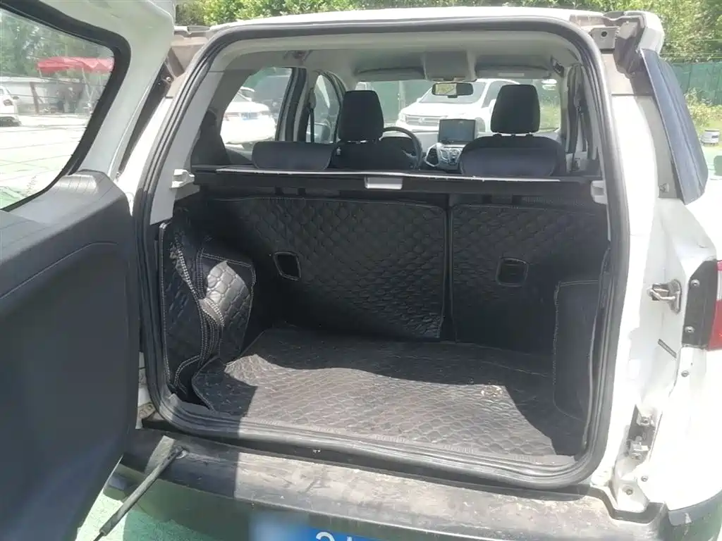 Ford Ecosport 2017 — фото 19