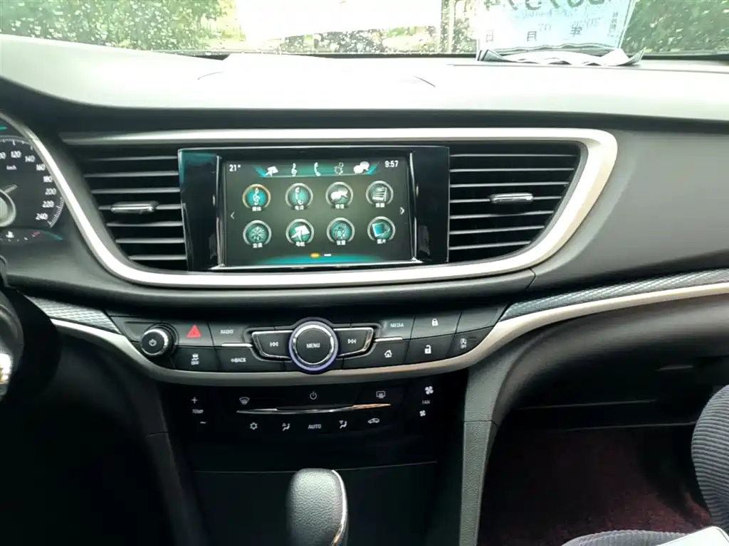 Buick Excelle 2020 — фото 13