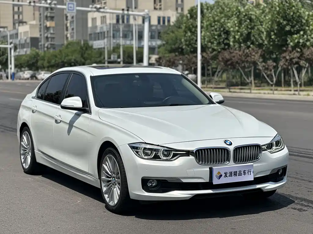 BMW 3 Series 2019 — фото 3