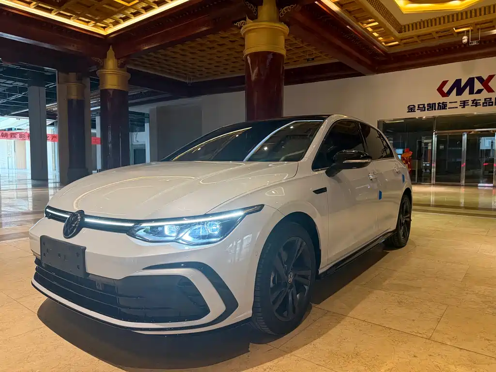 Volkswagen Golf 2023