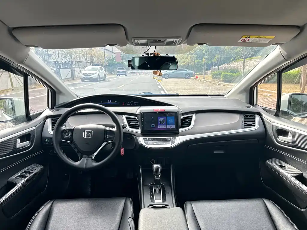 Honda Jade 2017 — фото 6