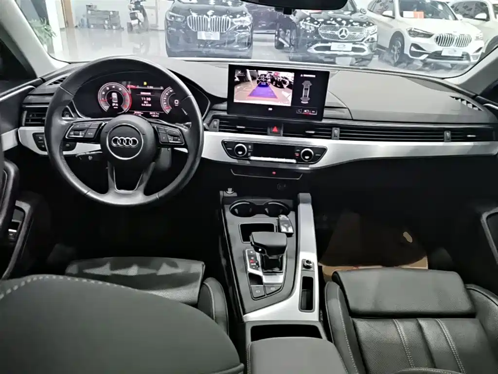 Audi A4L 2024 — фото 10