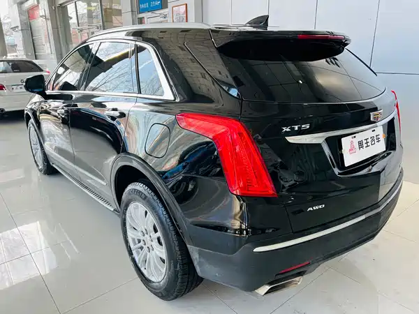 Cadillac XT5 2016