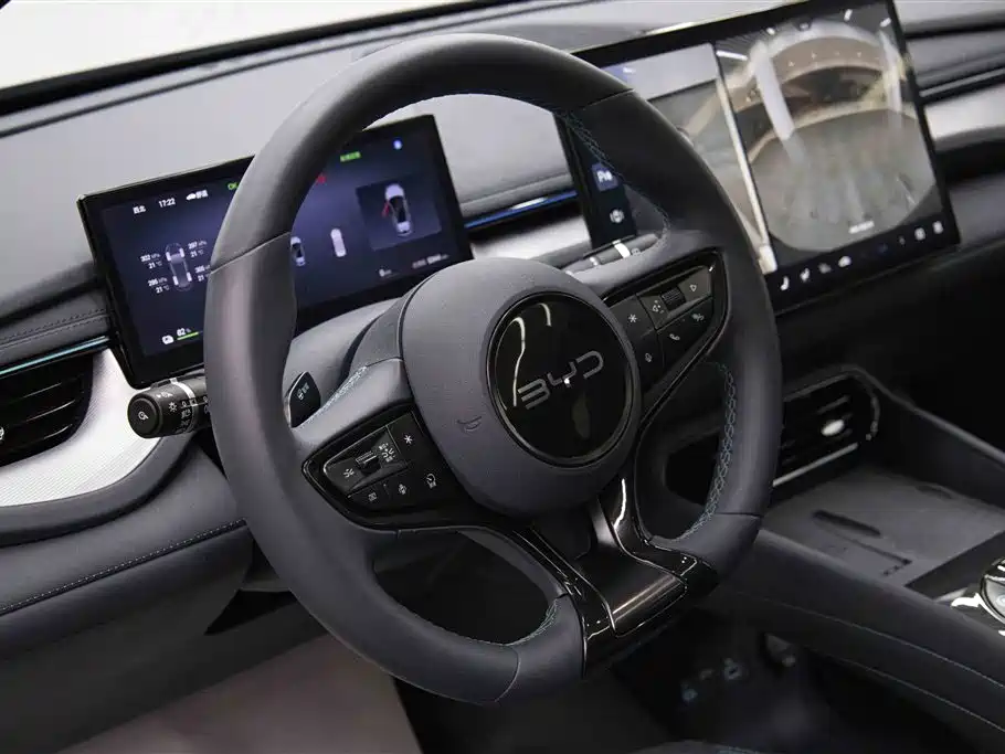 BYD Seal 06GT 2025 — фото 16