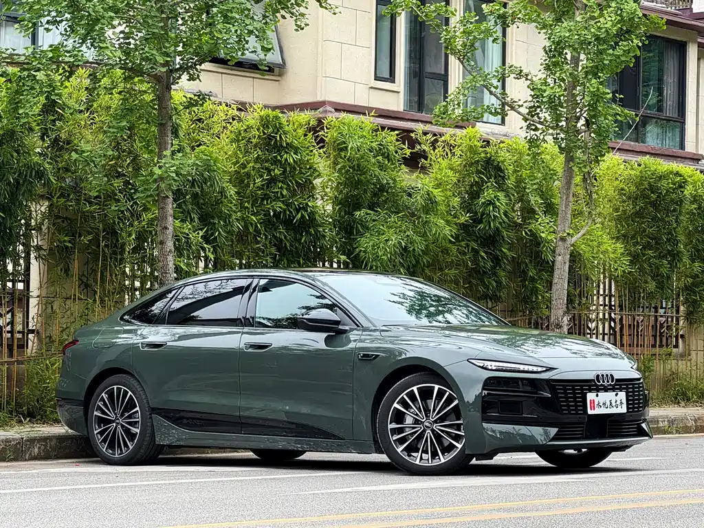 Audi A6L e-tron 2026 — фото 3