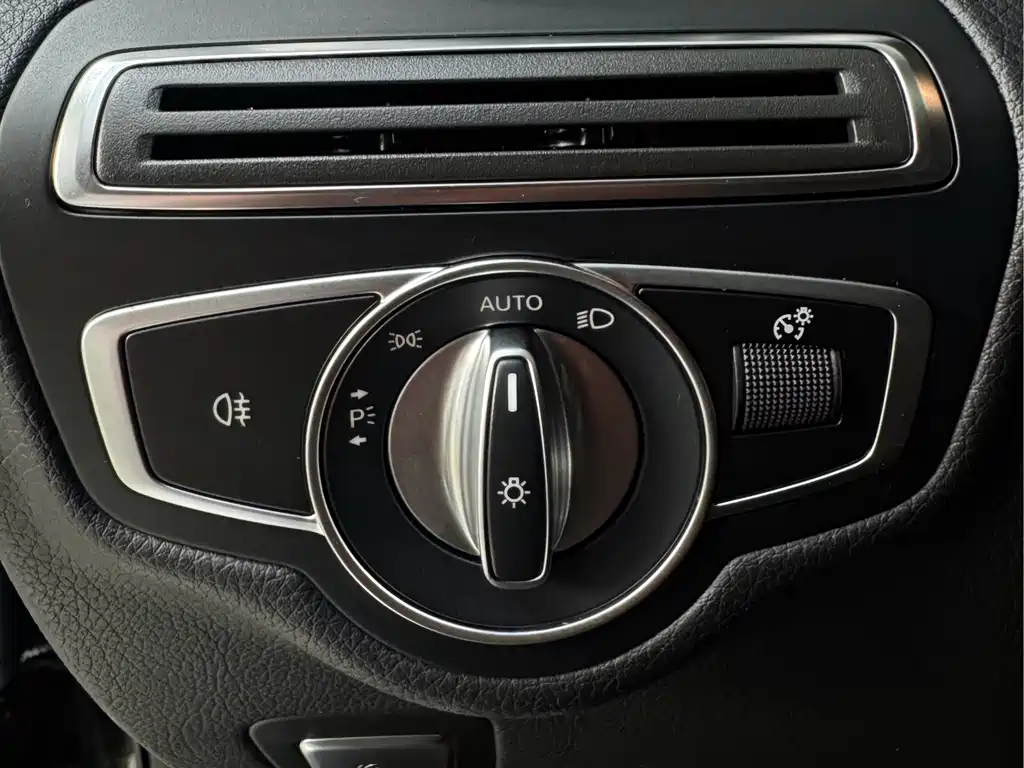 Mercedes-Benz GLC 2022 — фото 14