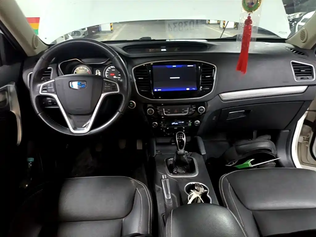 Geely Vision X6 2018 — фото 10