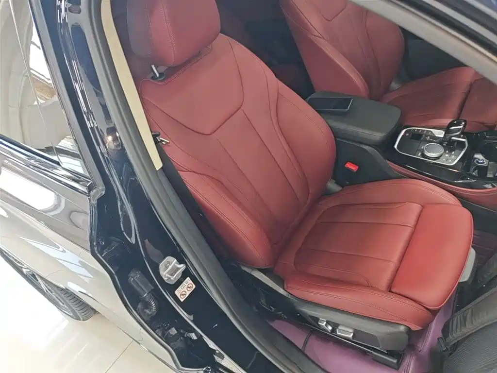 BMW X4 2023 — фото 25