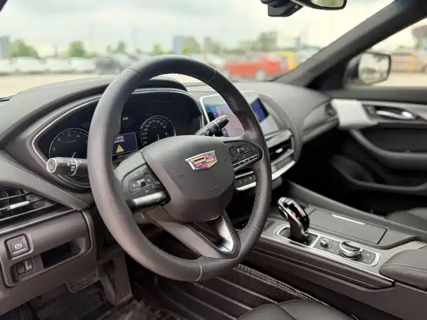 Cadillac CT5 2021